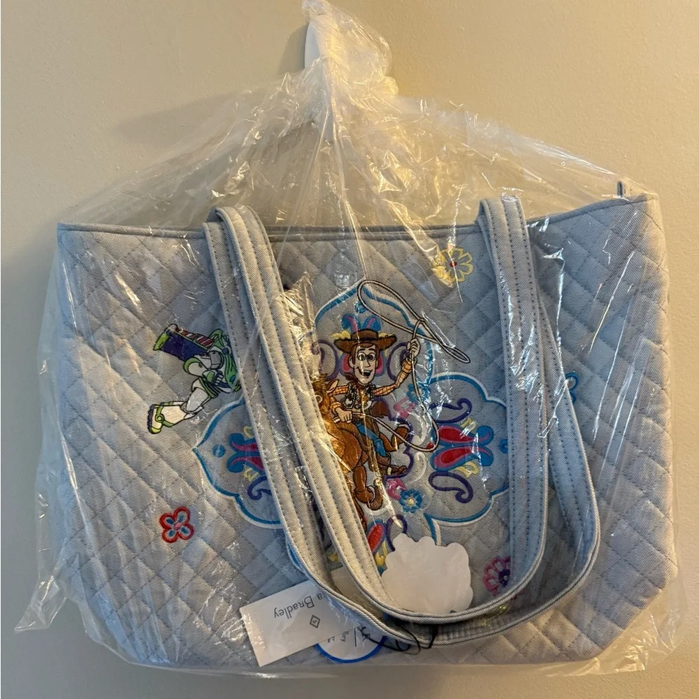 NWT Vera Bradley Toy Story Small Vera Tote Bag Disney Park Day Mom Toy Story 5